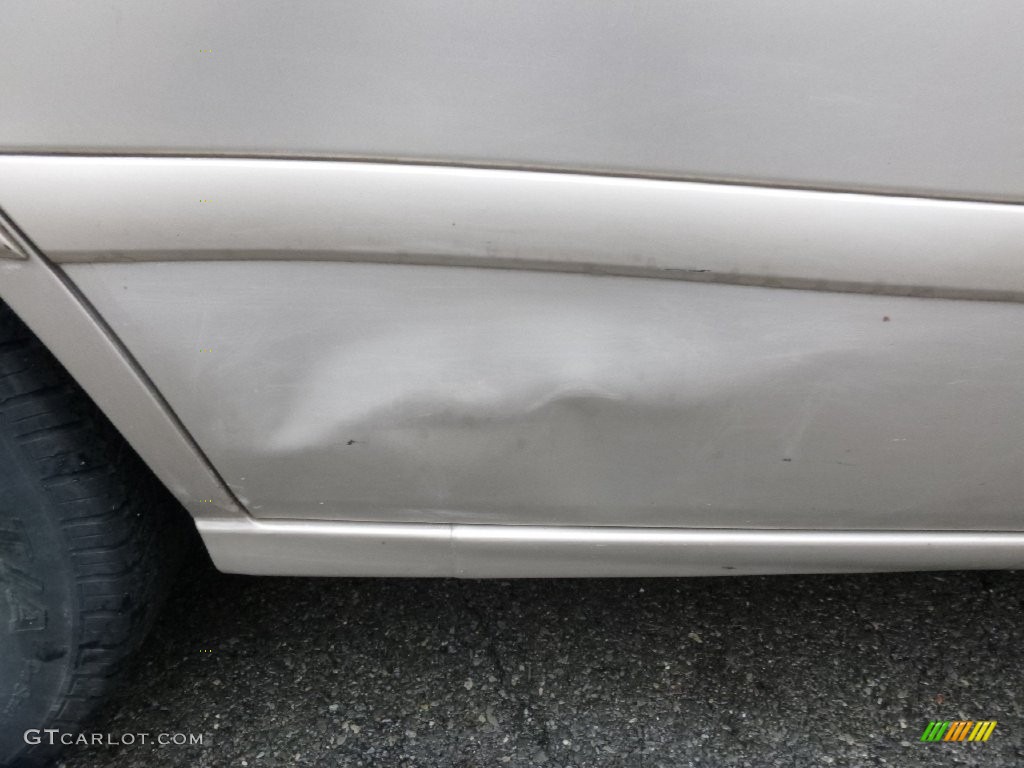 2000 Camry LE - Cashmere Beige Metallic / Oak photo #2