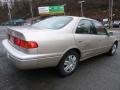 2000 Cashmere Beige Metallic Toyota Camry LE  photo #3