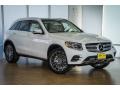 Polar White - GLC 300 4Matic Photo No. 12