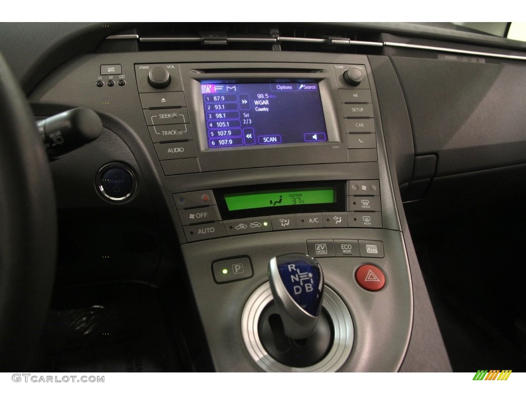 2012 Prius 3rd Gen Two Hybrid - Classic Silver Metallic / Dark Gray photo #8
