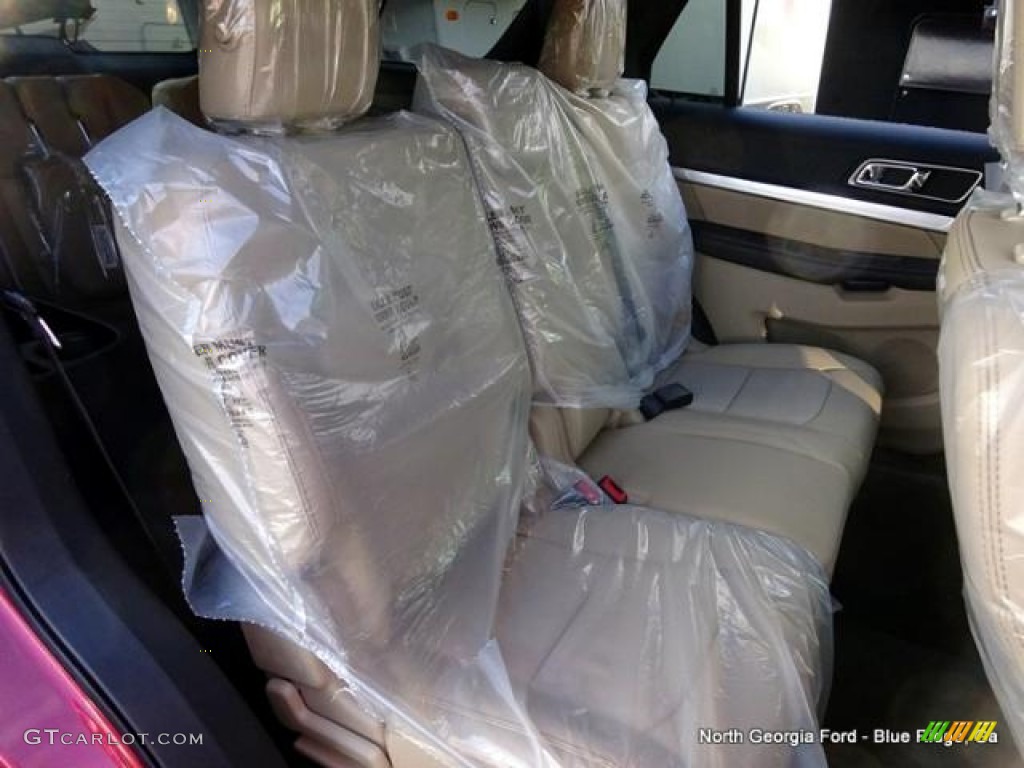 2016 Explorer XLT 4WD - Ruby Red Metallic Tri-Coat / Medium Light Camel photo #19