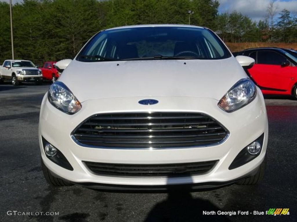 2016 Fiesta SE Sedan - White Platinum Metallic Tri-coat / Charcoal Black photo #8