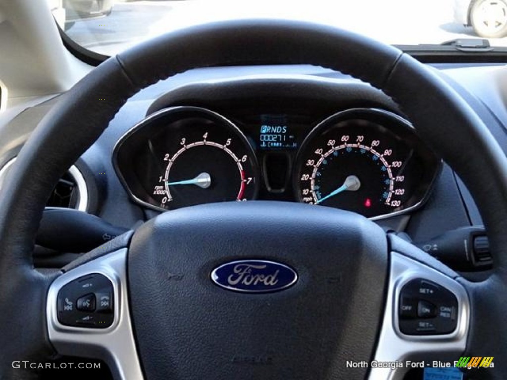 2016 Fiesta SE Sedan - White Platinum Metallic Tri-coat / Charcoal Black photo #19
