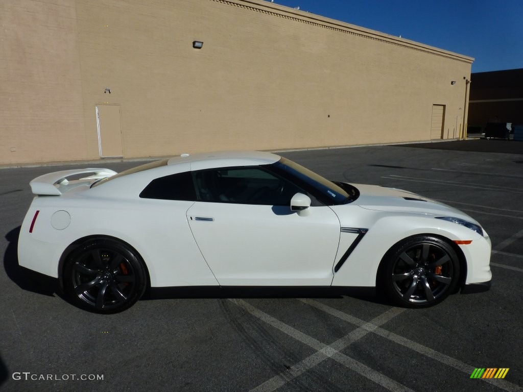 2009 GT-R Premium - Ivory White / Black photo #2