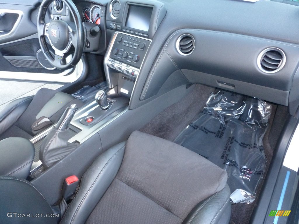 2009 GT-R Premium - Ivory White / Black photo #27