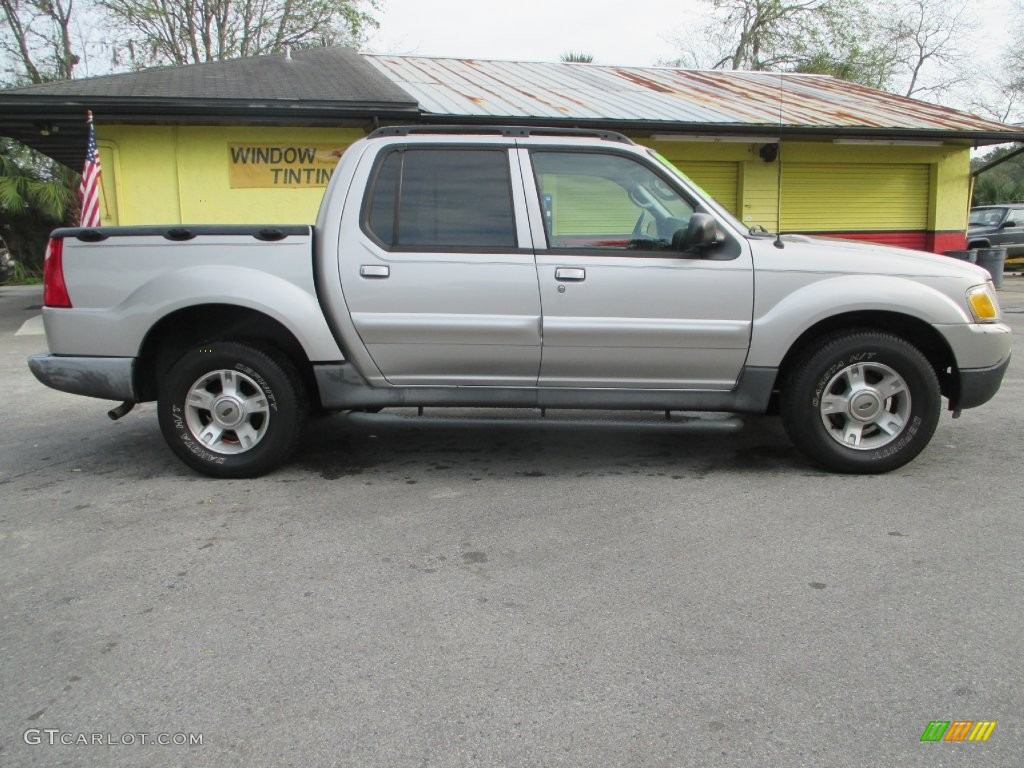 2004 Explorer Sport Trac XLT - Silver Birch Metallic / Medium Dark Flint/Dark Flint photo #2