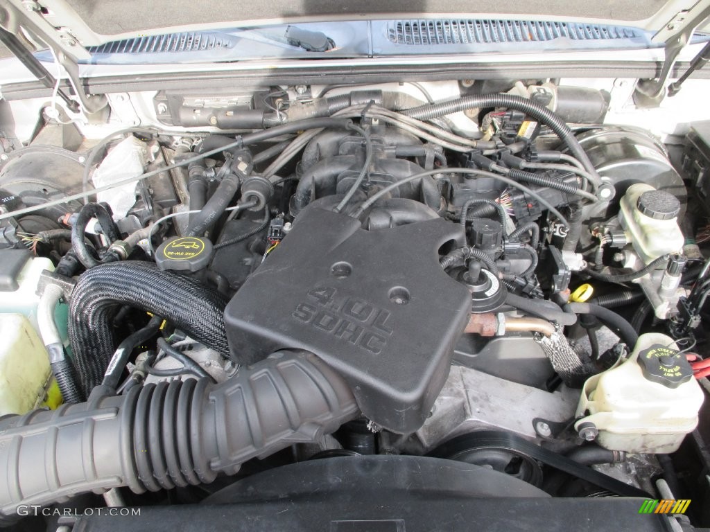 2004 Explorer Sport Trac XLT - Silver Birch Metallic / Medium Dark Flint/Dark Flint photo #14