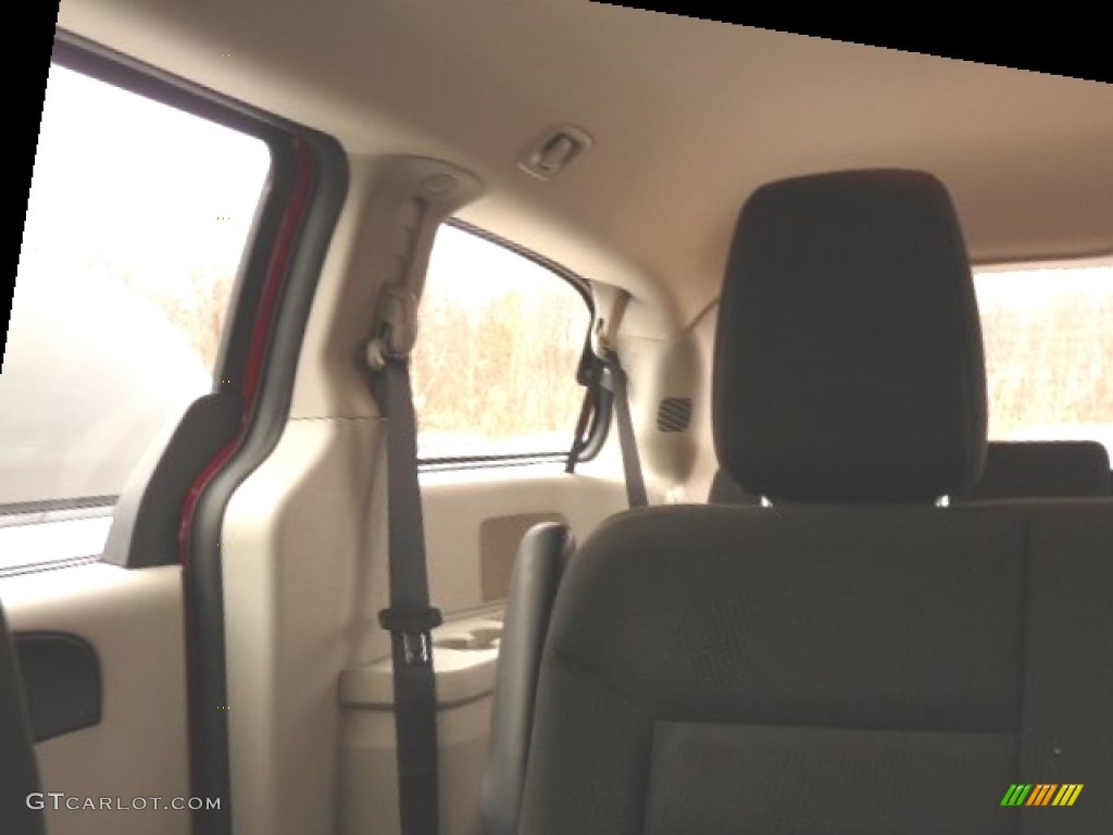 2016 Grand Caravan SE - Redline 2 Coat Pearl / Black/Light Graystone photo #4