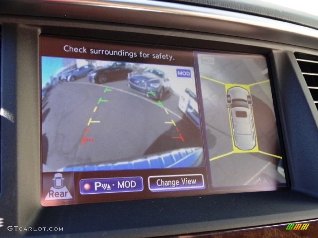 2016 Infiniti QX80 Signature Edition AWD Controls Photo #109765927