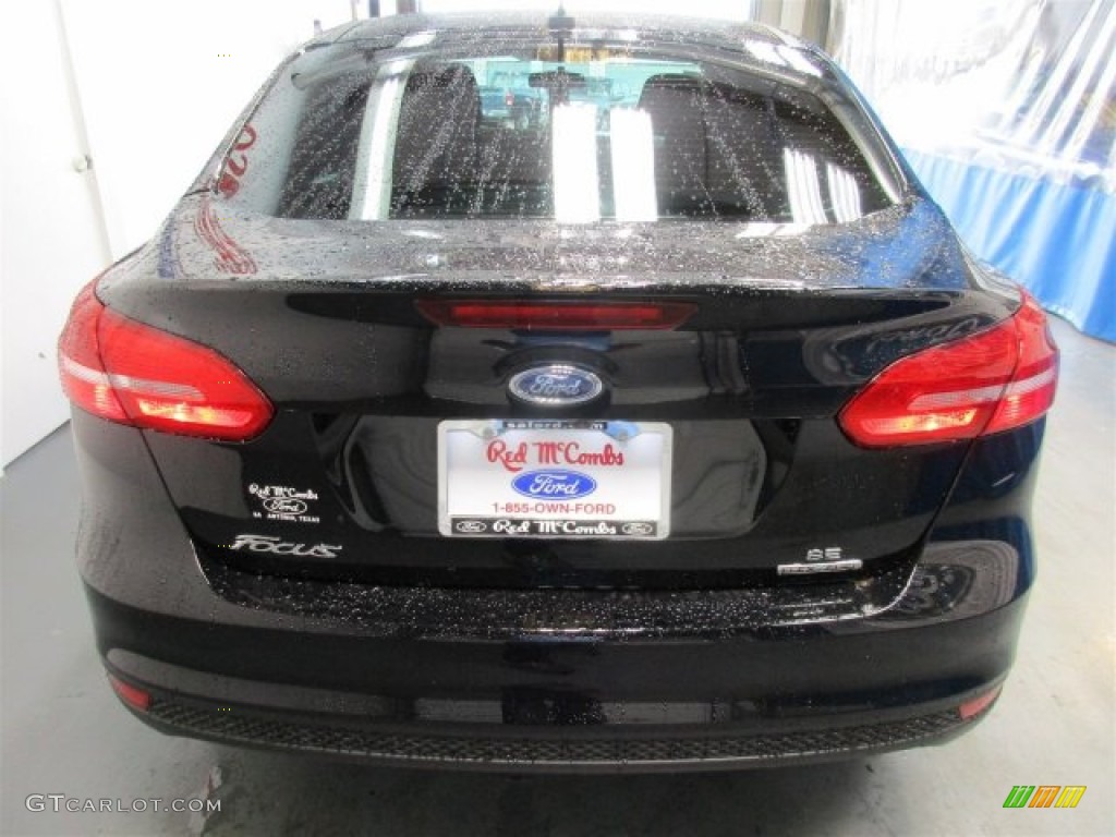2016 Focus SE Sedan - Shadow Black / Charcoal Black photo #5