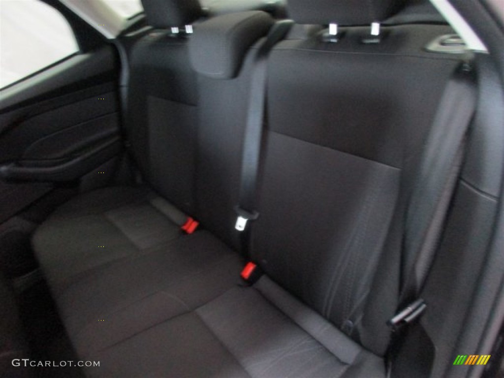 2016 Focus SE Sedan - Shadow Black / Charcoal Black photo #10