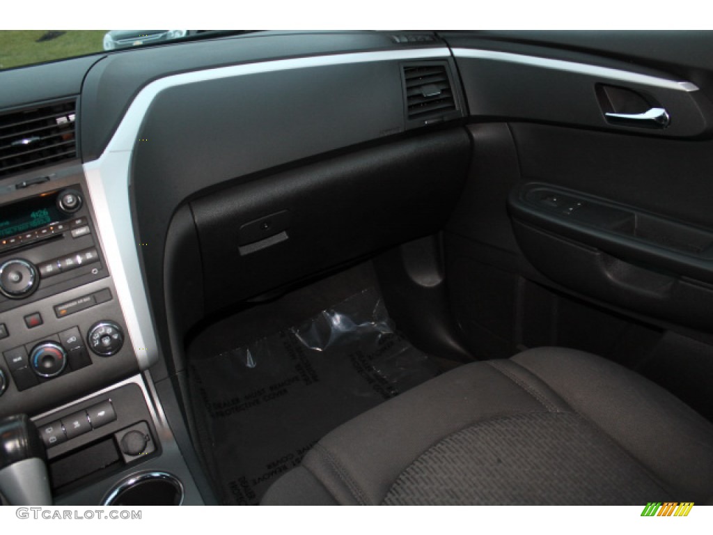 2009 Traverse LT - Silver Moss Metallic / Ebony photo #13