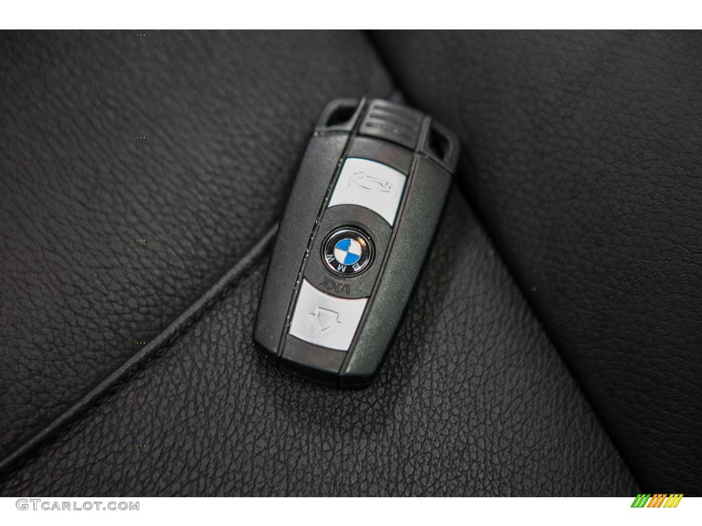 2013 X1 xDrive 35i - Jet Black / Black photo #11