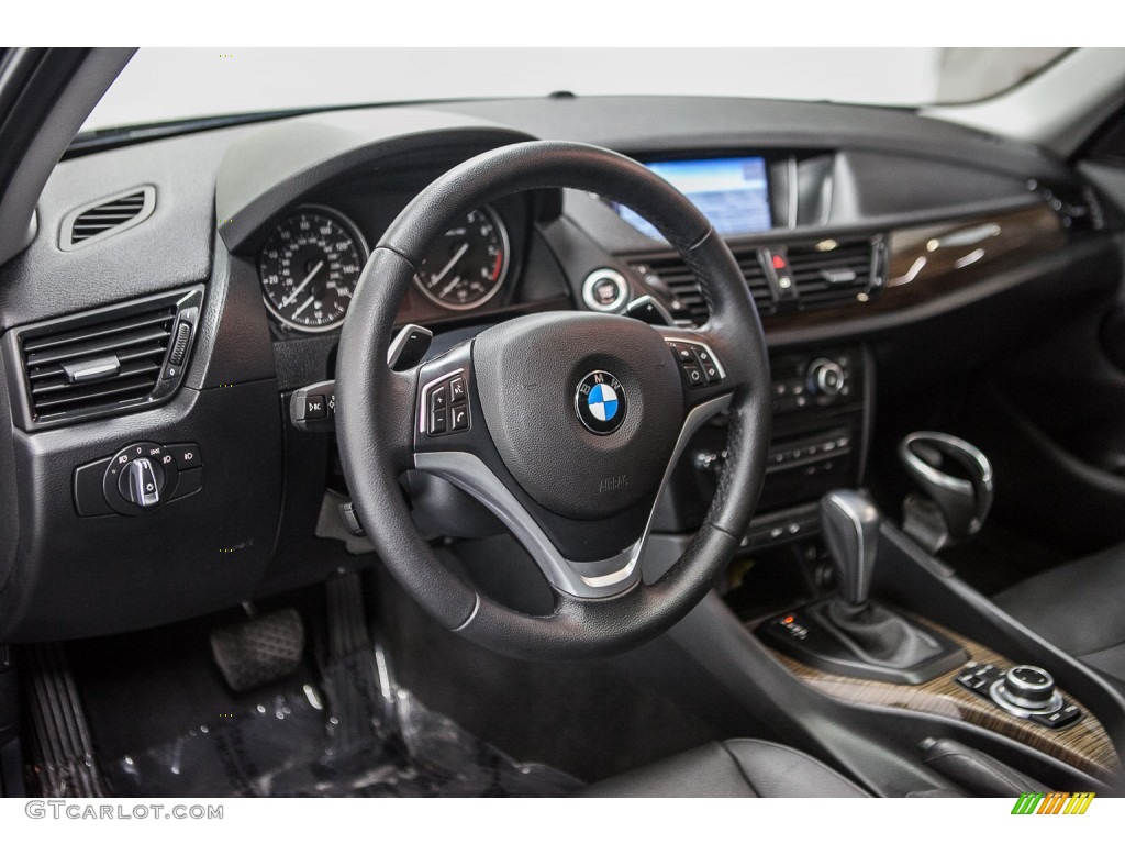 2013 X1 xDrive 35i - Jet Black / Black photo #19