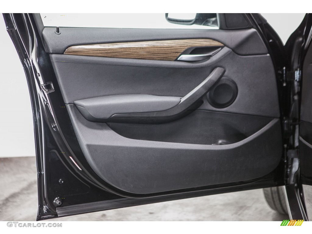 2013 X1 xDrive 35i - Jet Black / Black photo #22
