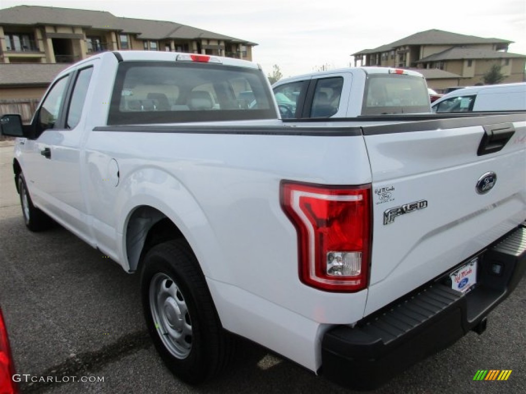 2016 F150 XL SuperCab - Oxford White / Medium Earth Gray photo #5