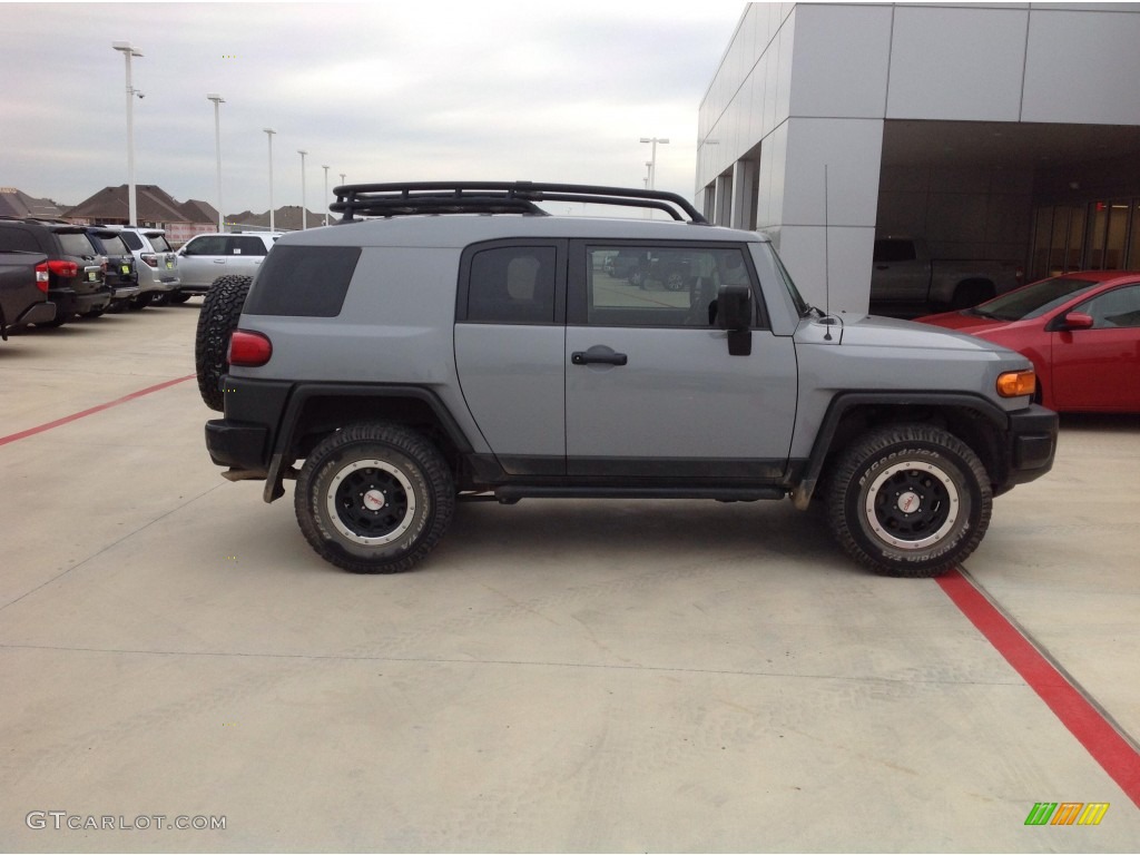 2013 FJ Cruiser 4WD - Trail Teams Cement Gray / Dark Charcoal photo #4
