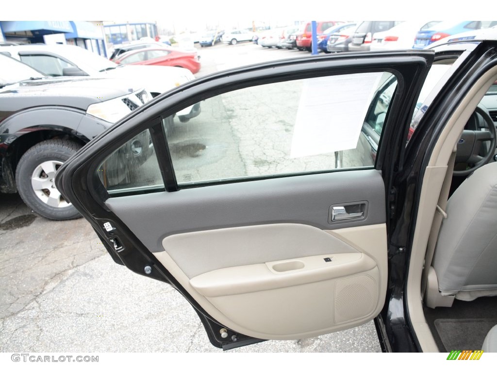 2011 Fusion S - Tuxedo Black Metallic / Medium Light Stone photo #16