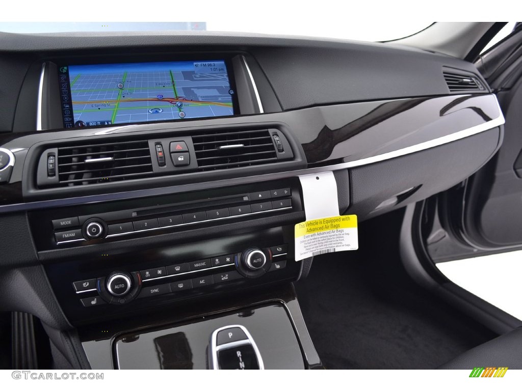 2016 5 Series 528i Sedan - Jet Black / Black photo #11