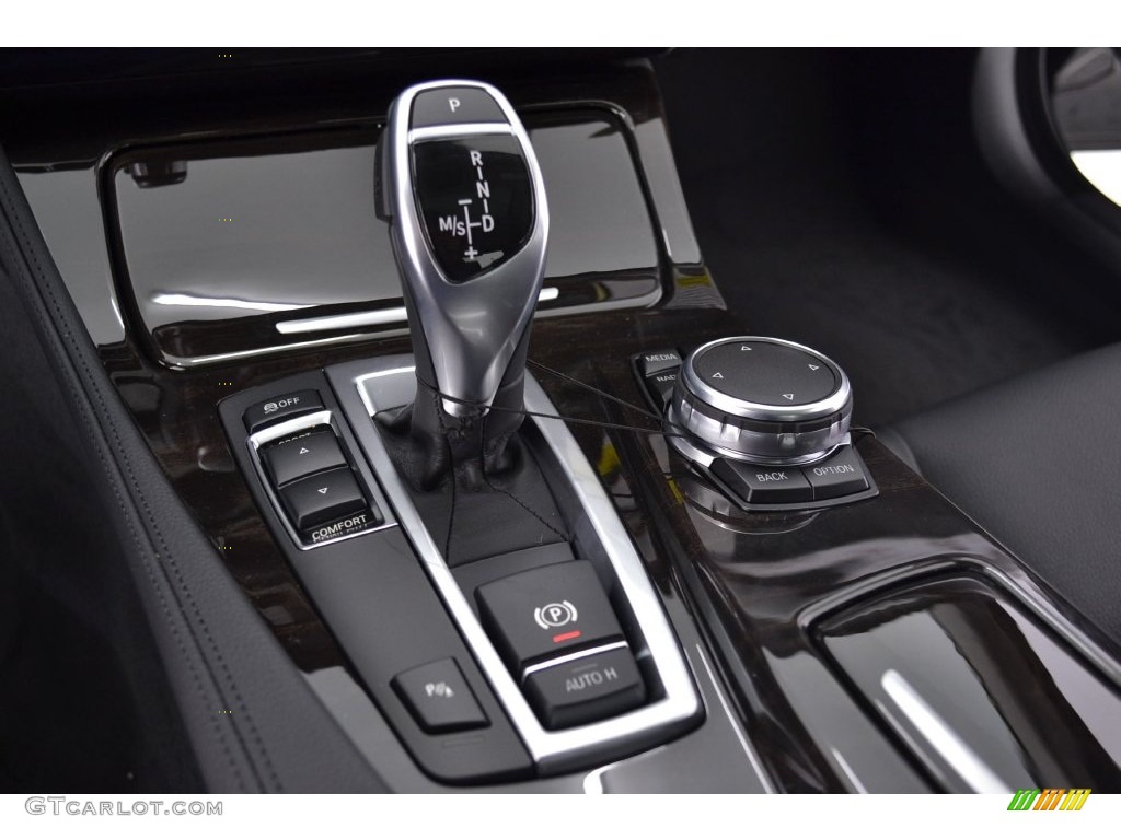 2016 5 Series 528i Sedan - Jet Black / Black photo #12