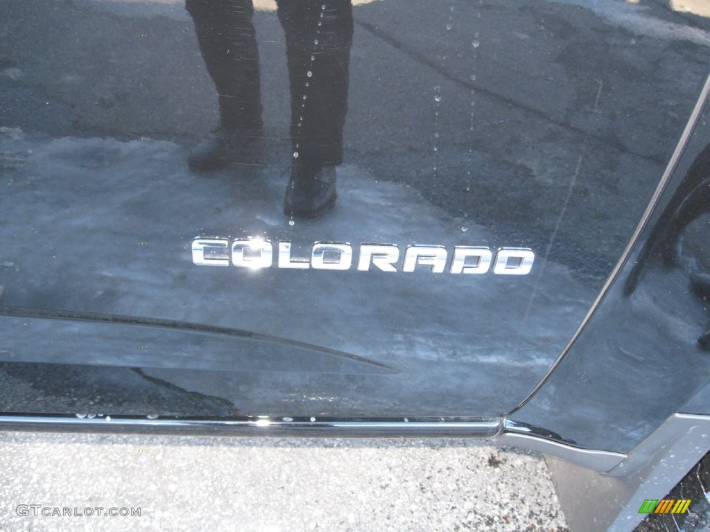 2016 Colorado Z71 Crew Cab 4x4 - Black / Jet Black photo #9