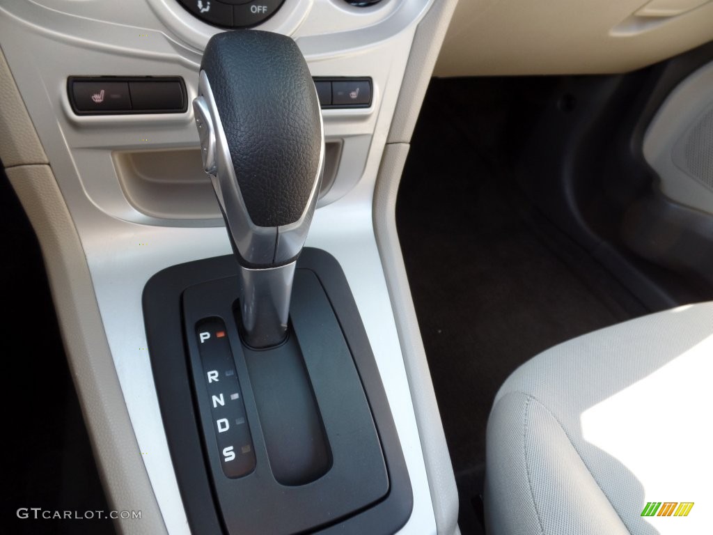 2015 Fiesta SE Hatchback - Oxford White / Medium Light Stone photo #19