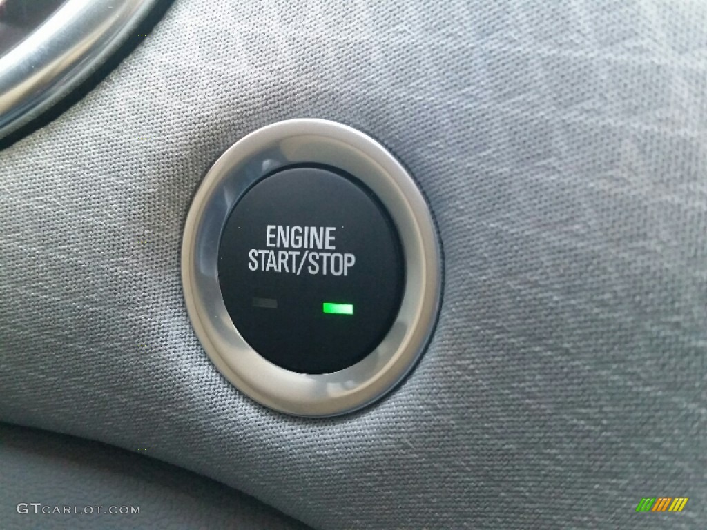 2016 Chevrolet Malibu LT Controls Photo #109814652