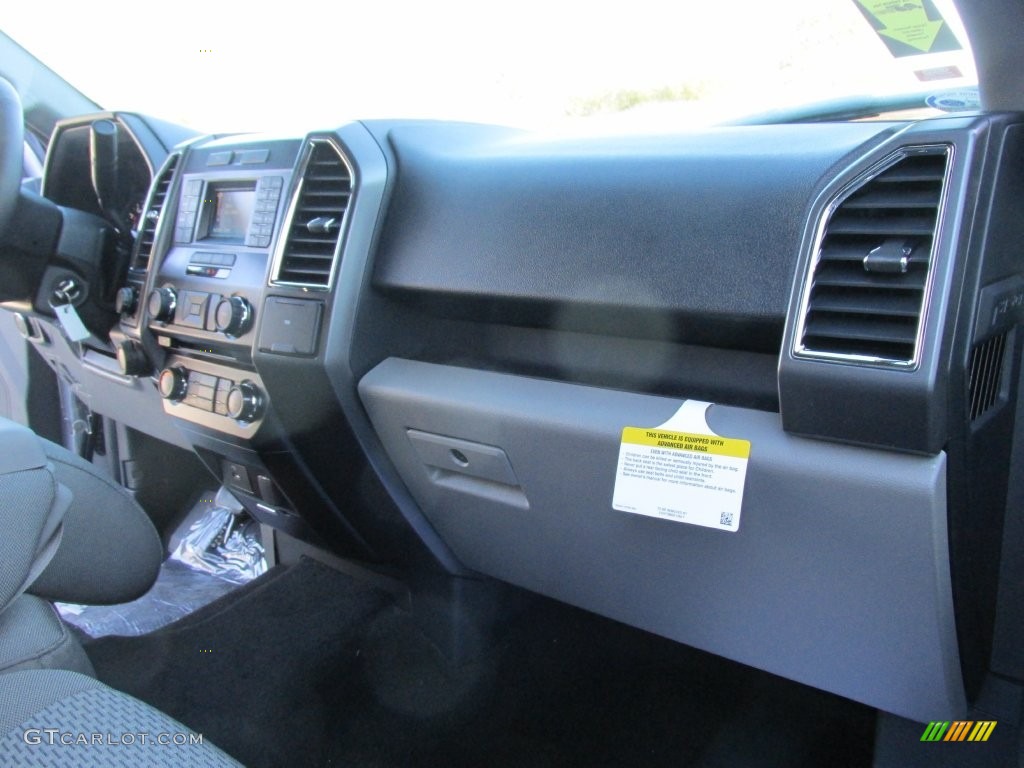 2016 F150 XLT SuperCab - Ingot Silver / Medium Earth Gray photo #17