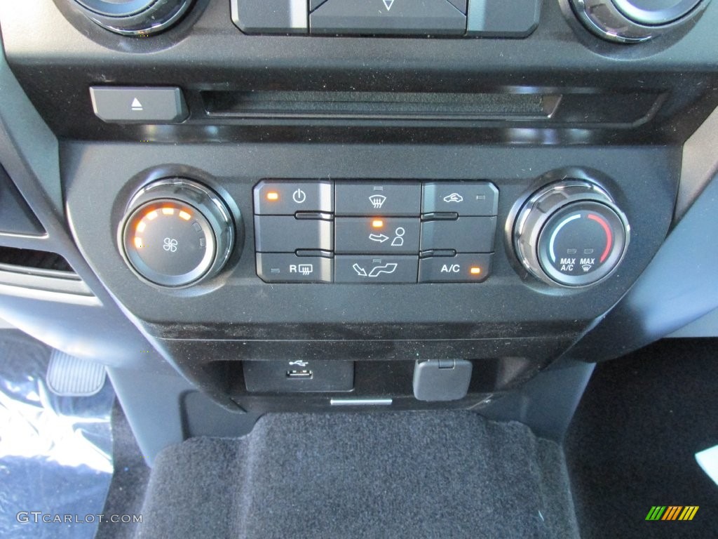 2016 F150 XLT SuperCab - Ingot Silver / Medium Earth Gray photo #29