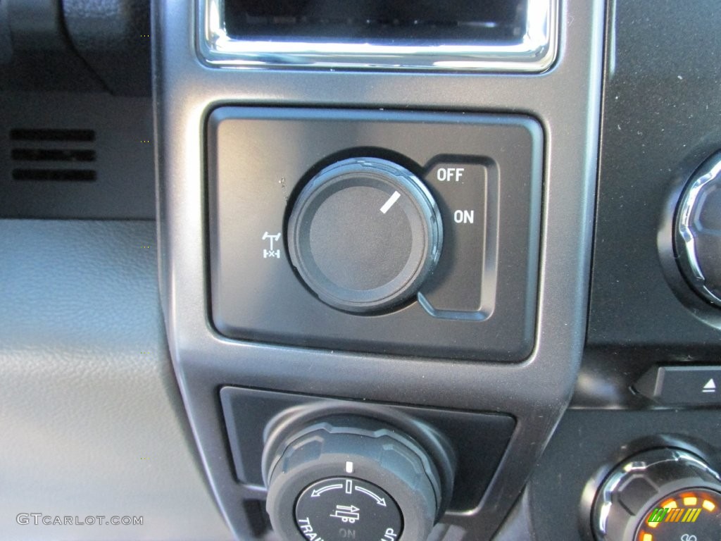 2016 F150 XLT SuperCab - Ingot Silver / Medium Earth Gray photo #30