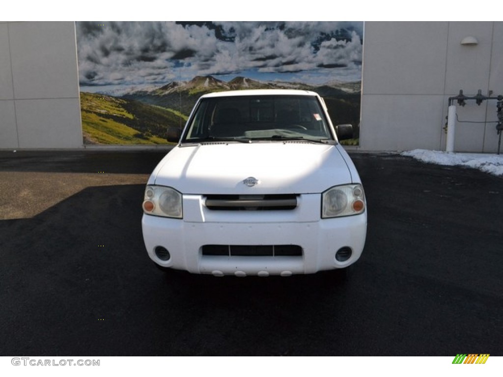 2001 Frontier XE King Cab - Cloud White / Gray photo #6