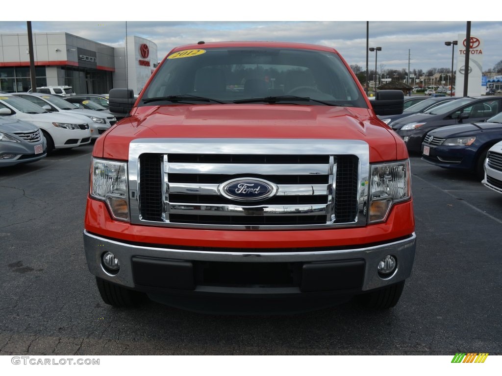2012 F150 XLT SuperCab - Race Red / Steel Gray photo #22