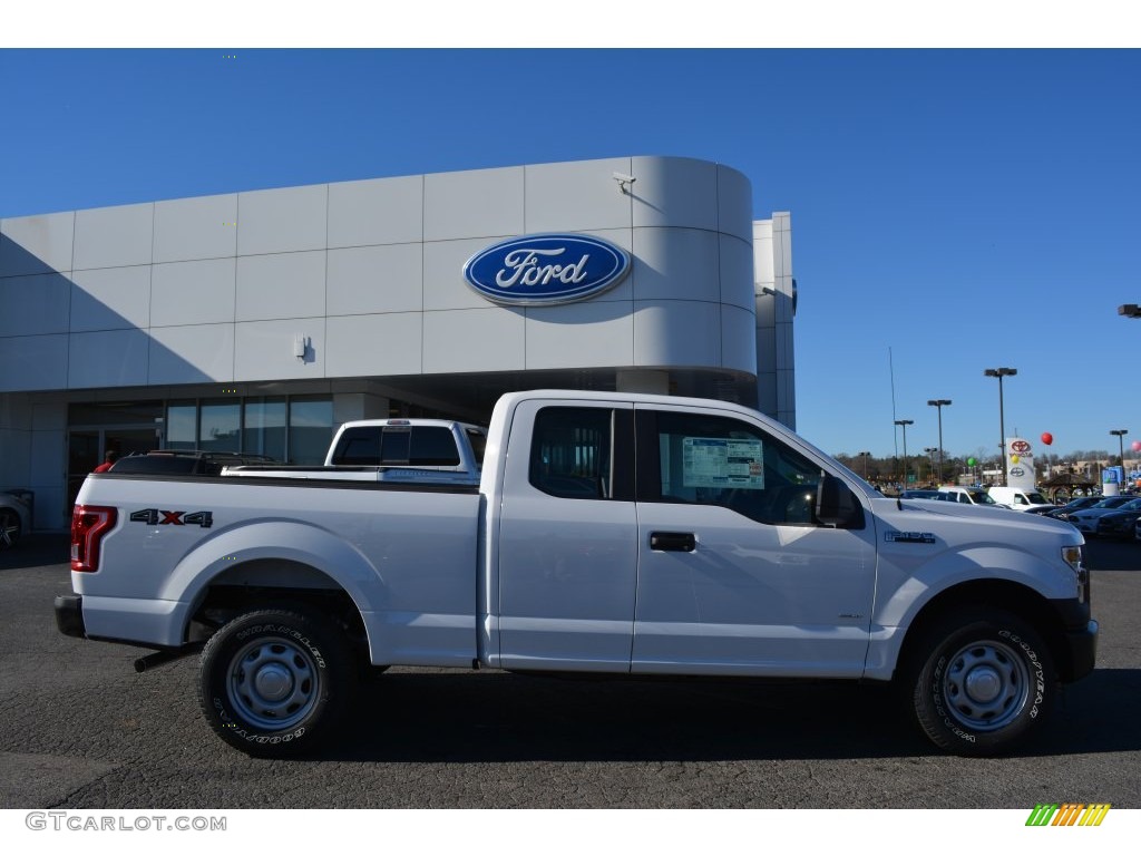 2016 F150 XL SuperCab 4x4 - Oxford White / Medium Earth Gray photo #2