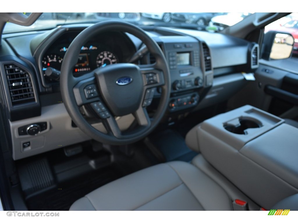 2016 F150 XL SuperCab 4x4 - Oxford White / Medium Earth Gray photo #9