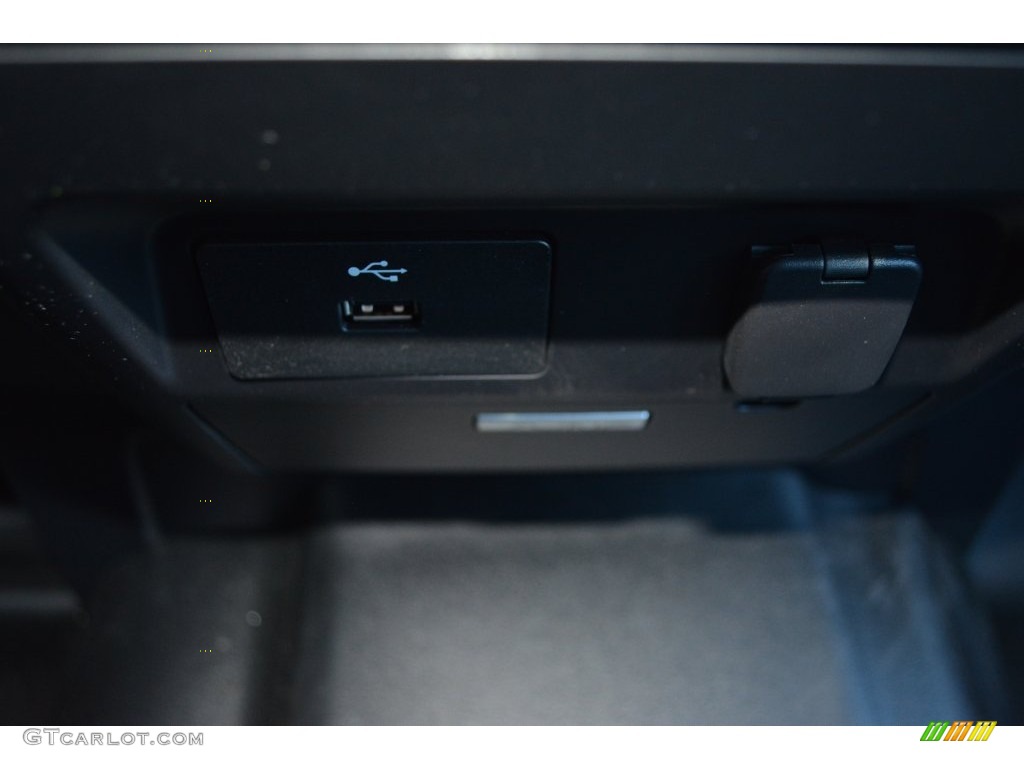 2016 F150 XL SuperCab 4x4 - Oxford White / Medium Earth Gray photo #13