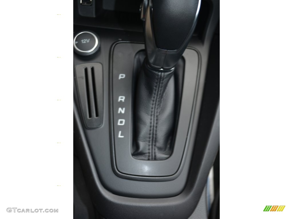 2016 Focus SE Sedan - Blue Candy / Charcoal Black photo #16