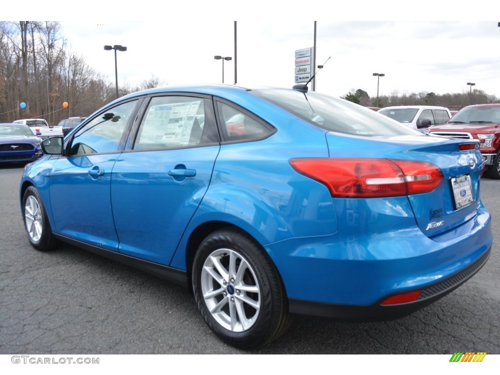 2016 Focus SE Sedan - Blue Candy / Charcoal Black photo #20