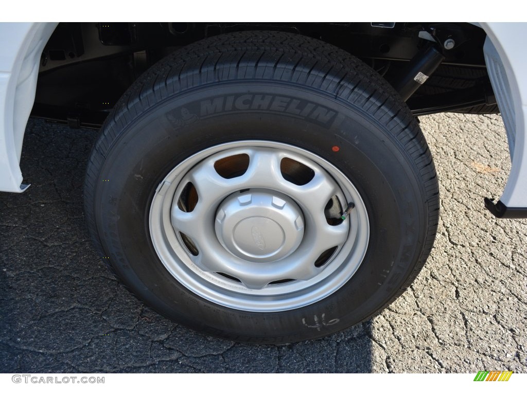 2016 F150 XL SuperCrew - Oxford White / Medium Earth Gray photo #6