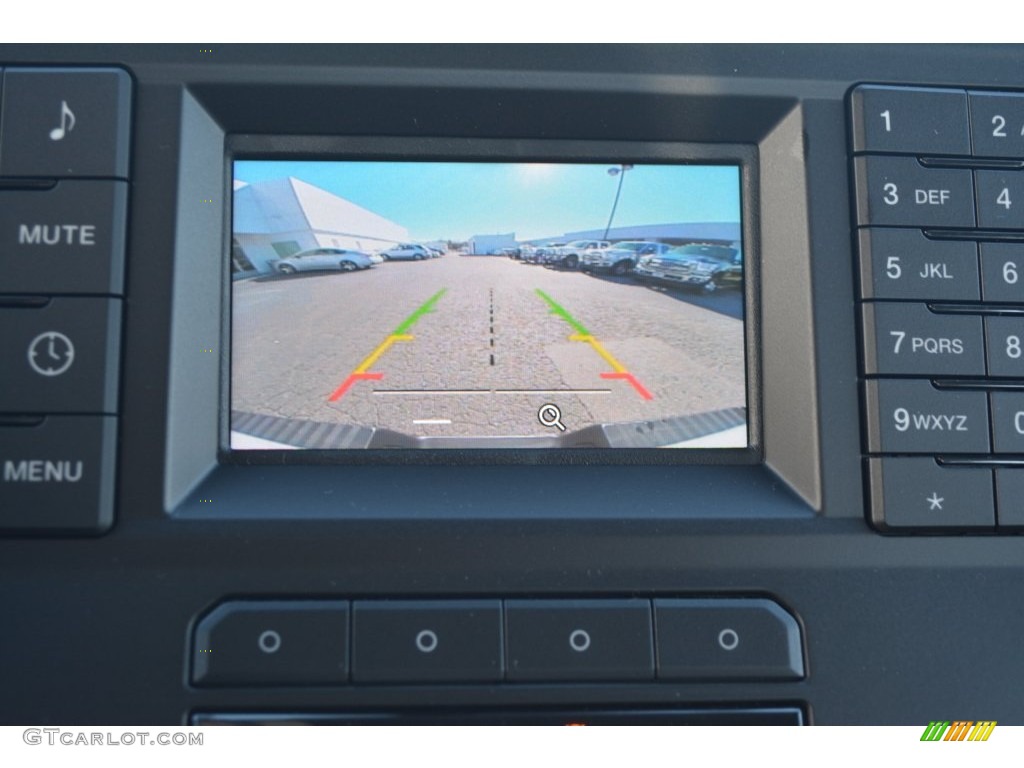 2016 F150 XL SuperCrew - Oxford White / Medium Earth Gray photo #15