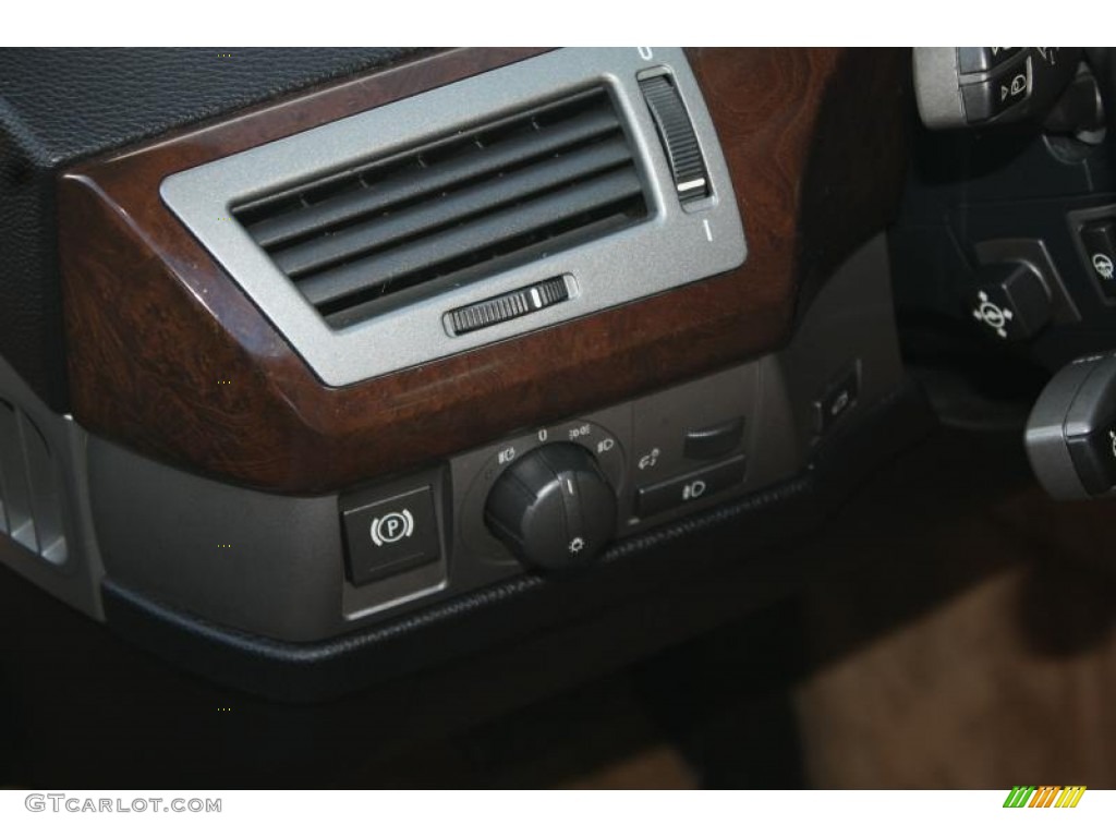 2004 7 Series 745i Sedan - Kalahari Beige Metallic / Black/Natural Brown photo #22
