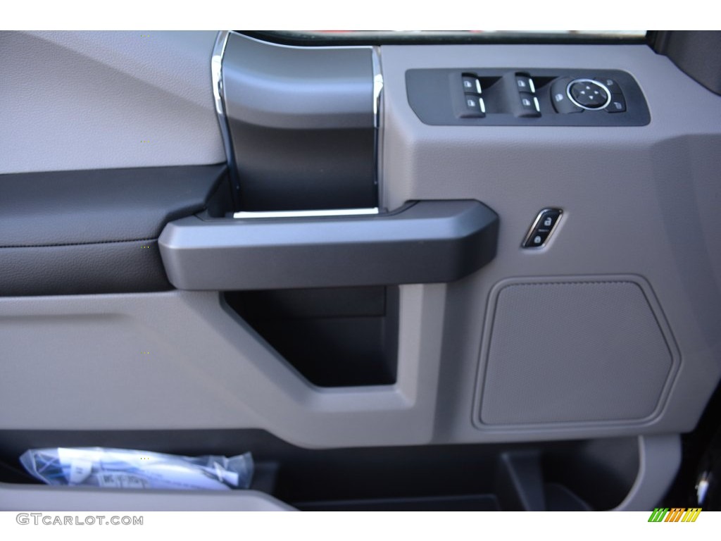 2016 F150 XLT SuperCab 4x4 - Shadow Black / Medium Earth Gray photo #8