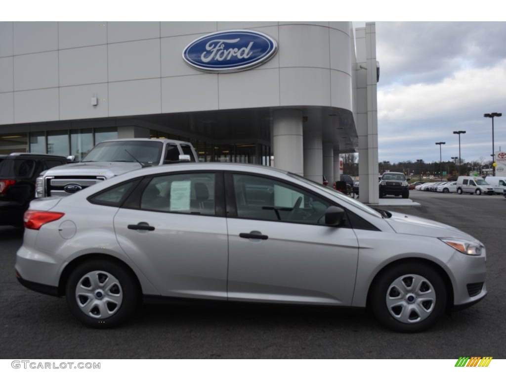 2016 Focus S Sedan - Ingot Silver / Charcoal Black photo #2