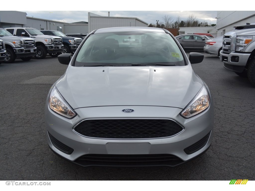 2016 Focus S Sedan - Ingot Silver / Charcoal Black photo #4