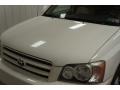 2003 Super White Toyota Highlander V6 4WD  photo #51