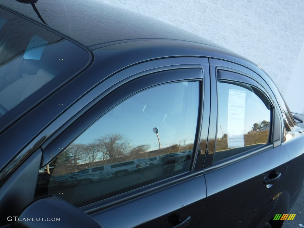 2010 Aveo LT Sedan - Black Granite / Neutral photo #4