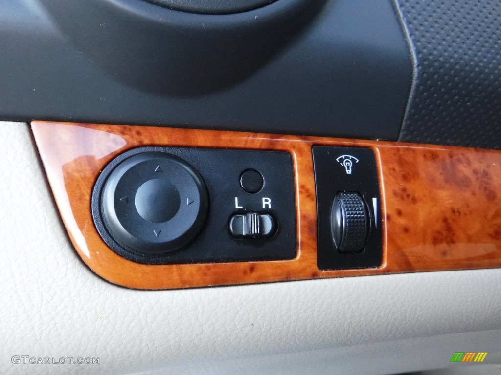 2010 Aveo LT Sedan - Black Granite / Neutral photo #24