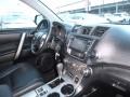 Classic Silver Metallic - Highlander SE 4WD Photo No. 10