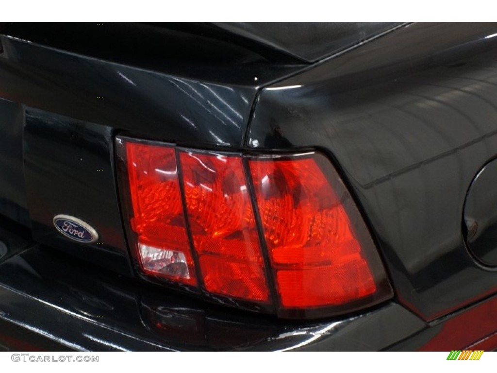 1999 Mustang V6 Coupe - Black / Dark Charcoal photo #60