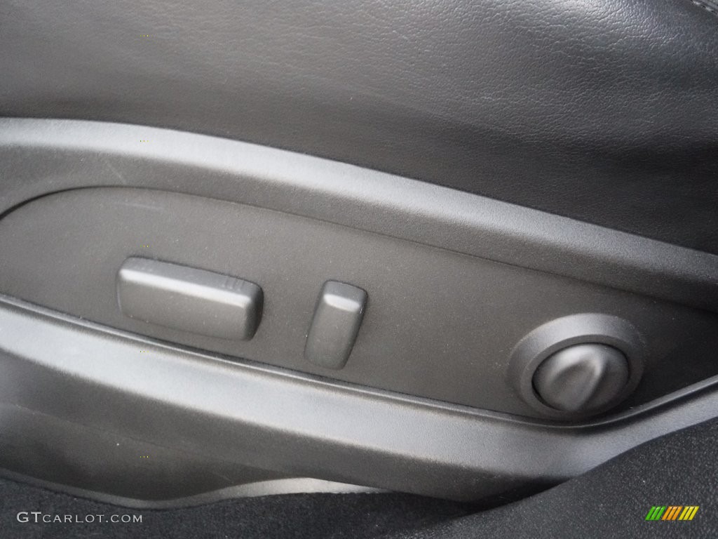 2012 Traverse LT AWD - Black Granite Metallic / Ebony photo #20