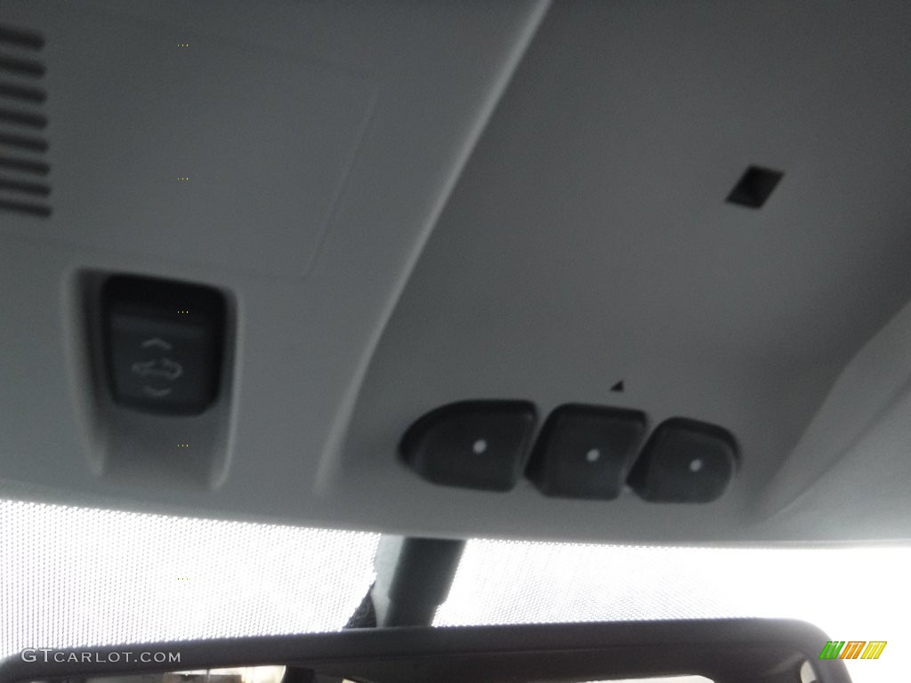 2012 Traverse LT AWD - Black Granite Metallic / Ebony photo #21